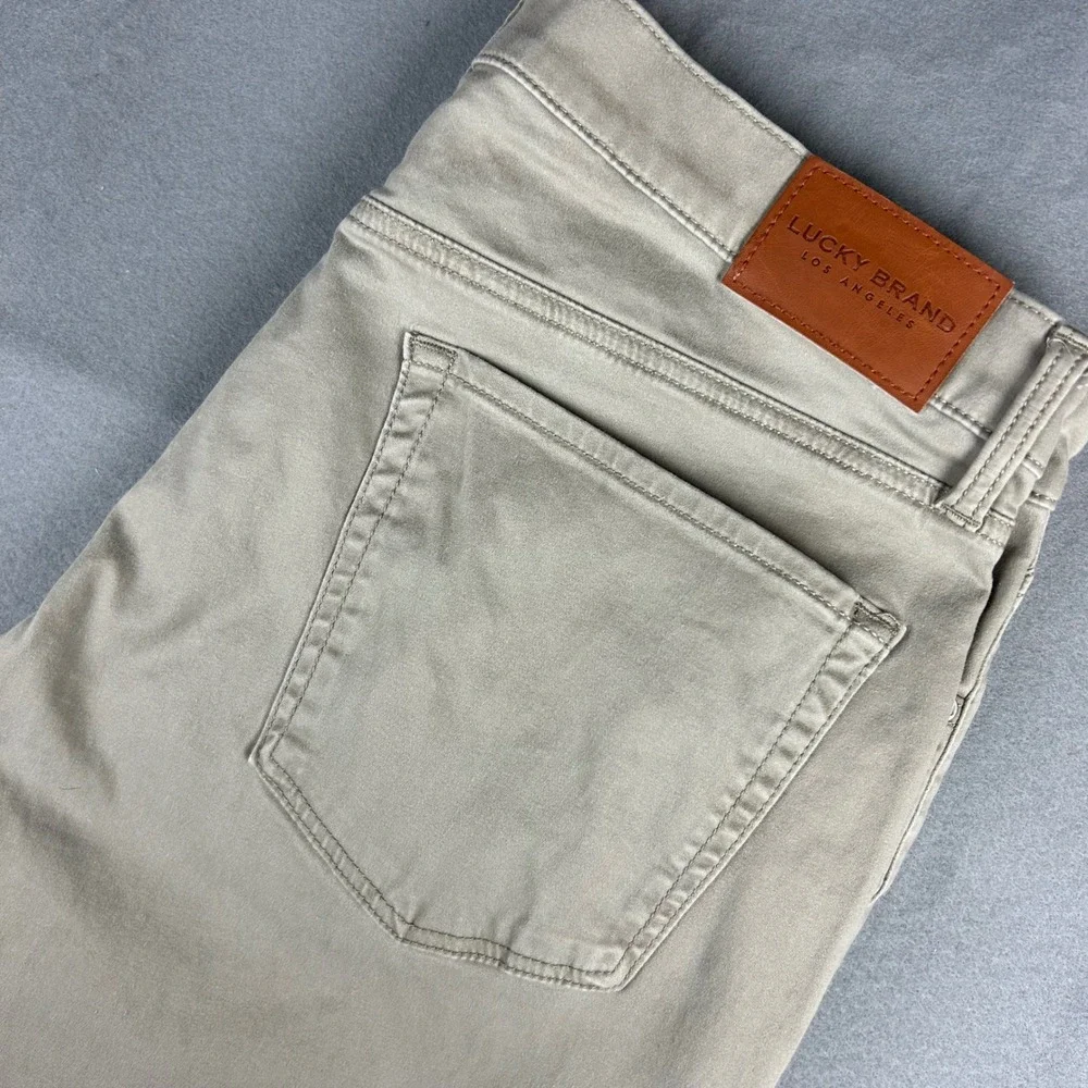 Lucky Brand Pants Mens 36x30 (36x29) Khaki Tan 221 Straight Leg Casual Trousers